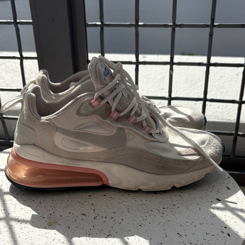 Nike Air Max 270. React Size 6 American Modern Summit White
/White Phantom - Picture 6 of 11